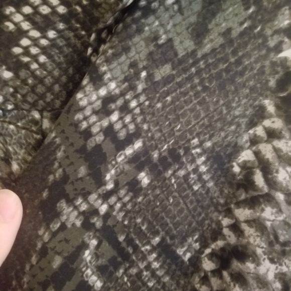 H&M Long shirt - Picture 3 of 3